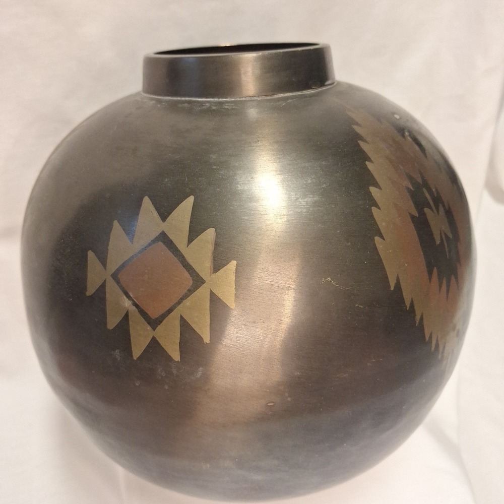 11.5" x 10.75" Vintage MCM Brass Art Ware Vase AMC NY Boho Geometric Southwest - Picture 4 of 16